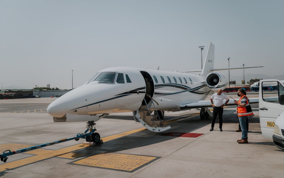 charter_travel_image_1