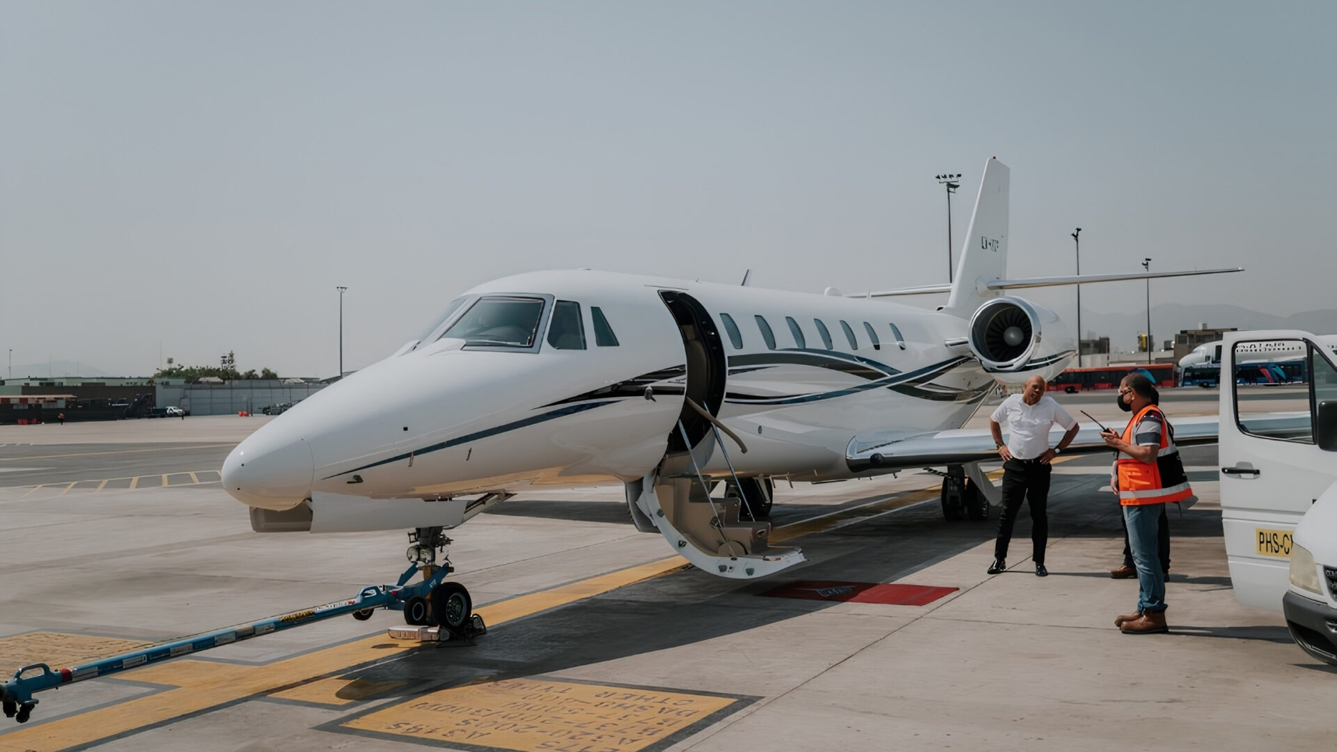 charter_travel_image_1